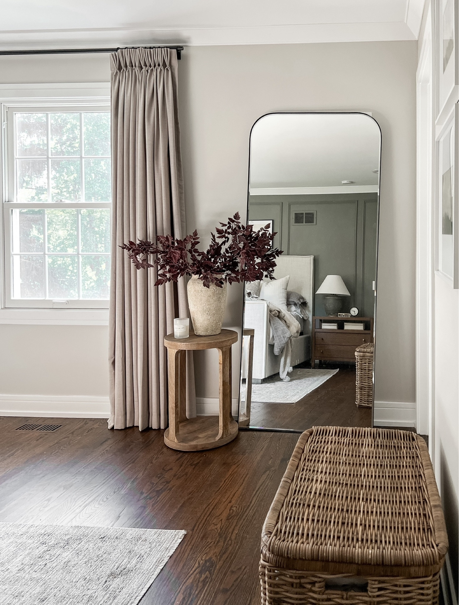 I love this view and these stems are currently 25% off with code FALL25 😍

#LTKSaleAlert #LTKSeasonal #LTKHome