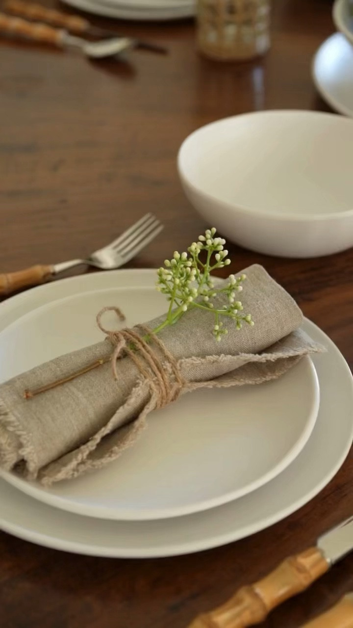 Set a pretty table but make it practical ✔✔  Our place settings look like stoneware but are made of family-friendly melamine – so fun to mix and match with seasonal décor! 

Tap to shop the look or visit cooperathome.com

#LTKfamily #LTKhome #LTKSeasonal