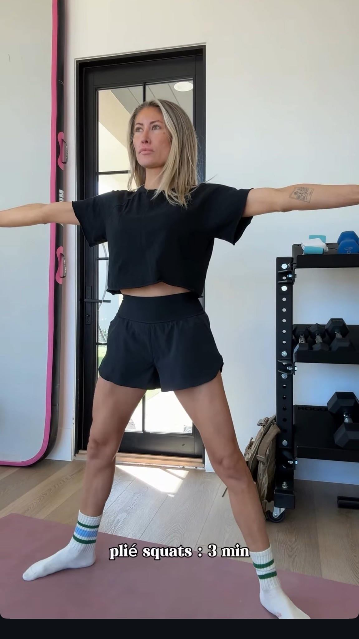 These workout shorts 👌🏻

#LTKPetite #LTKFindsUnder50 #LTKActive