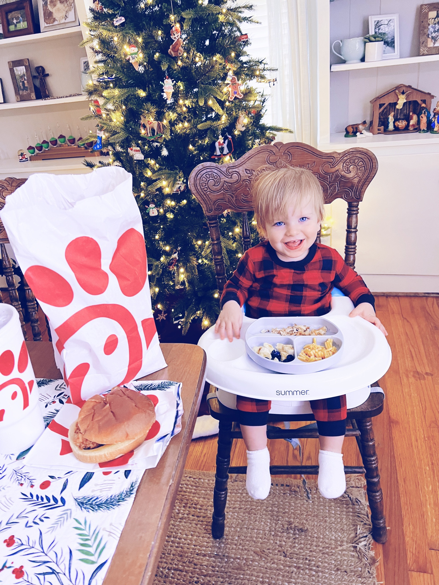 and then we celebrated being done with mama’s master’s degree 📜 AND shipping out 📬🎁 all @emilymabrycreative orders with a little rainy day Chick-fil-A date in our Christmas janmies hehe 🐔♥️🫶🏽😋🥳

#LTKSeasonal #LTKbaby #LTKHoliday