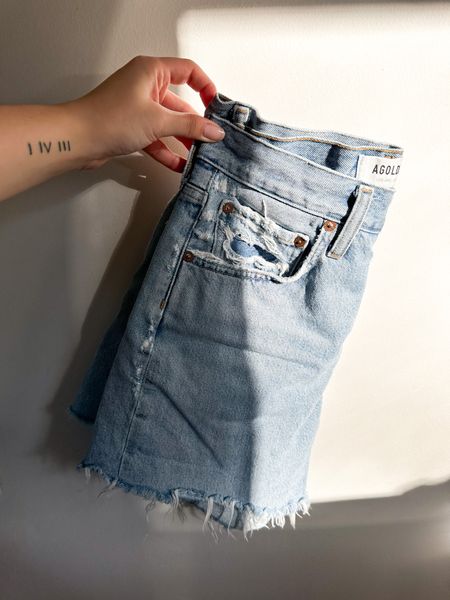 The jean shorts I wear every day in the spring and summer 🤍 Agolde Riley Shorts 

#LTKFind #LTKstyletip #LTKSeasonal