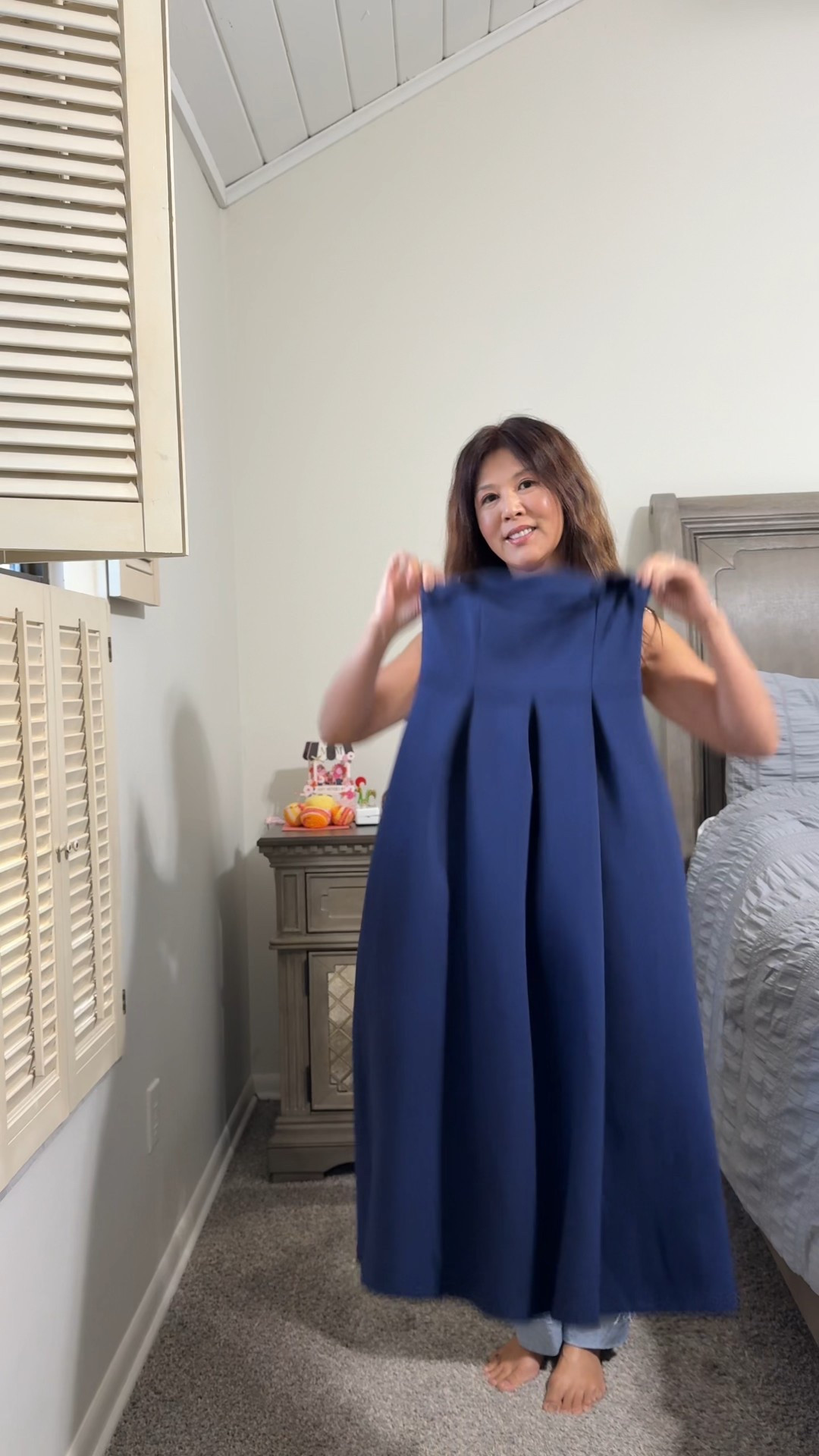 A strapless dress you’ll want to wear this spring and summer. I’m wearing a size small in Navy. Amazon fashion#springdress Perfect fit

#LTKootd