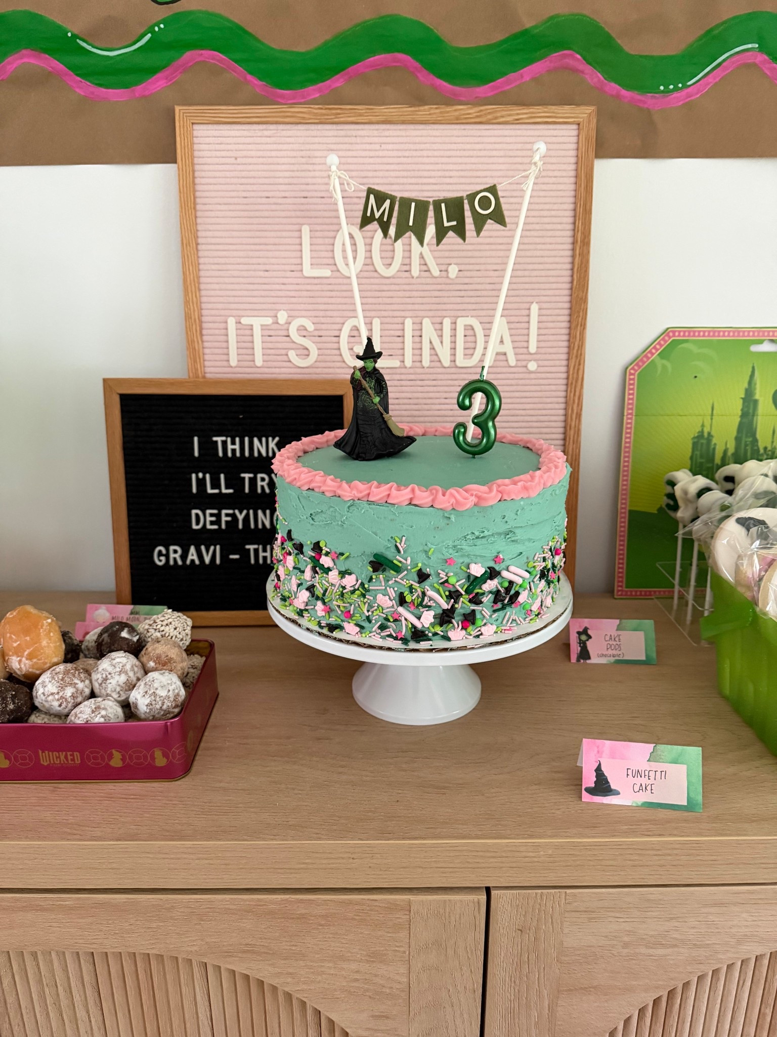 Wicked birthday party theme for my son’s third birthday! The cake!

 #ltkmomlife