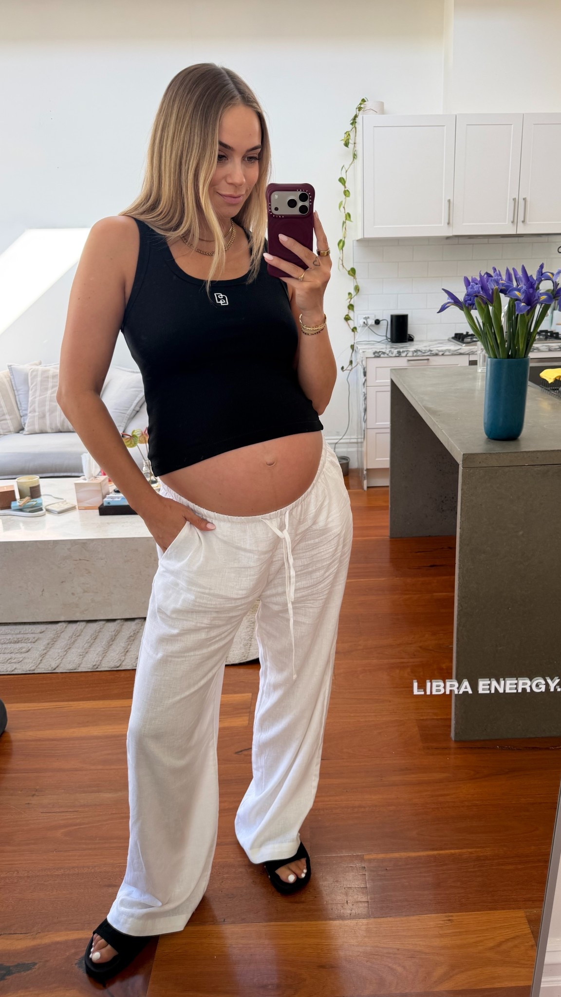 Drawstring pants ONLY for third trimester! 


#LTKmaternity