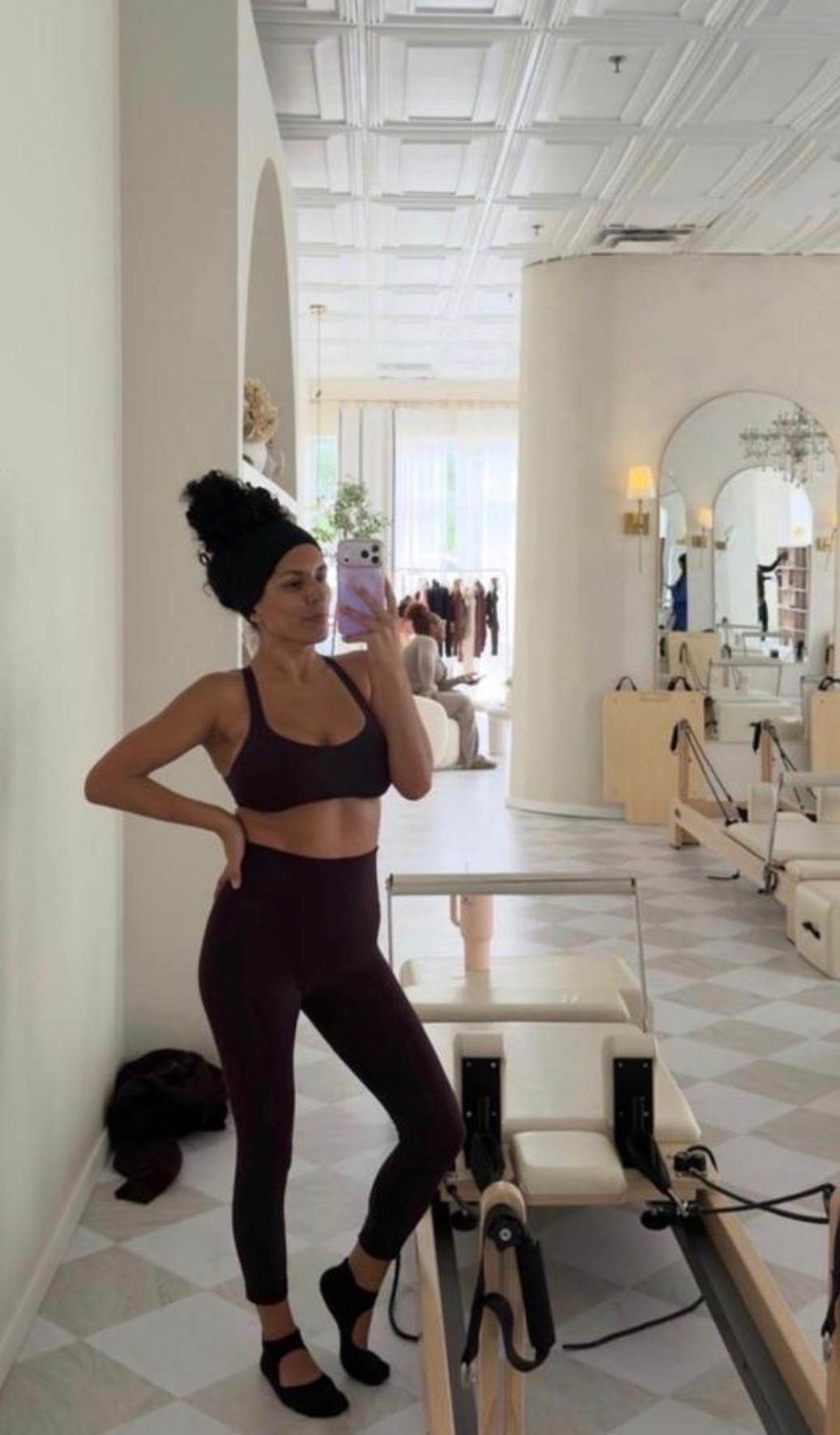 Pilates days in a matching set just hit different 🤎 Comfy, flattering, and ready to move.

#PilatesStyle #WorkoutSet #ActivewearStyle

#LTKdayinmylife #LTKfitnessgoals #LTKmorningroutine