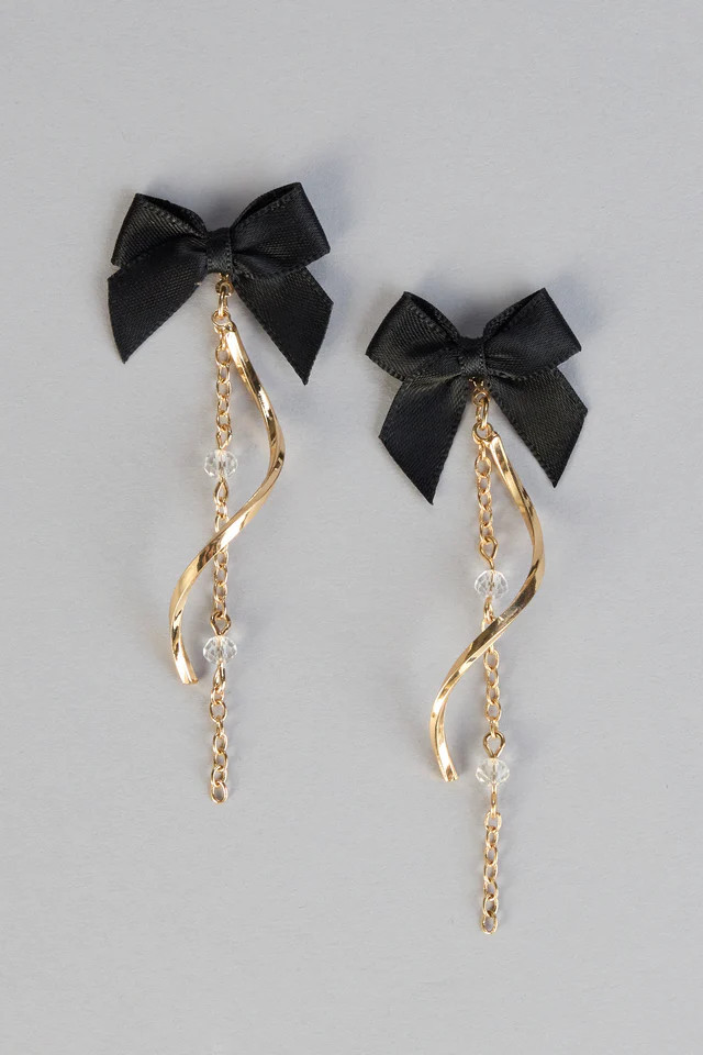 Pretty Bow Fringe Earrings | Windsor Stores