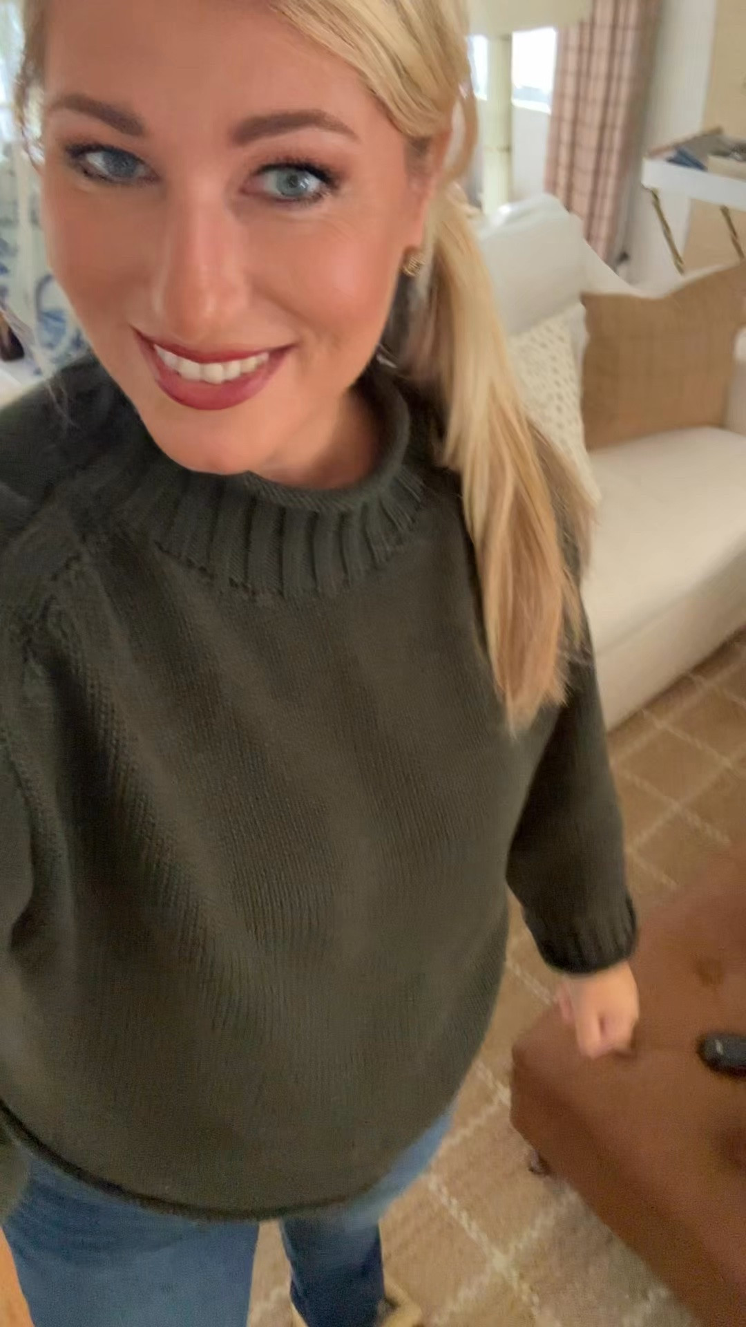 It’s sweater weather today 🍁 love this shade of green in my Rollneck sweater and a great everyday watch under $100