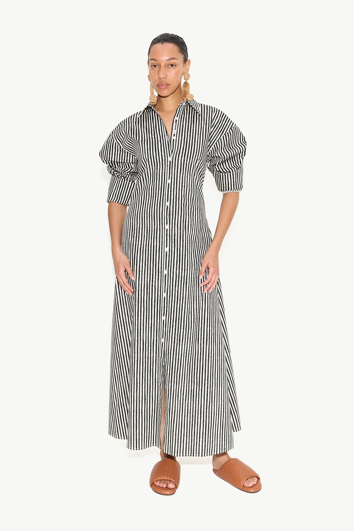 Loch
           Poplin Maxi Dress in Black/Rice Flour Stripe | Simon Miller