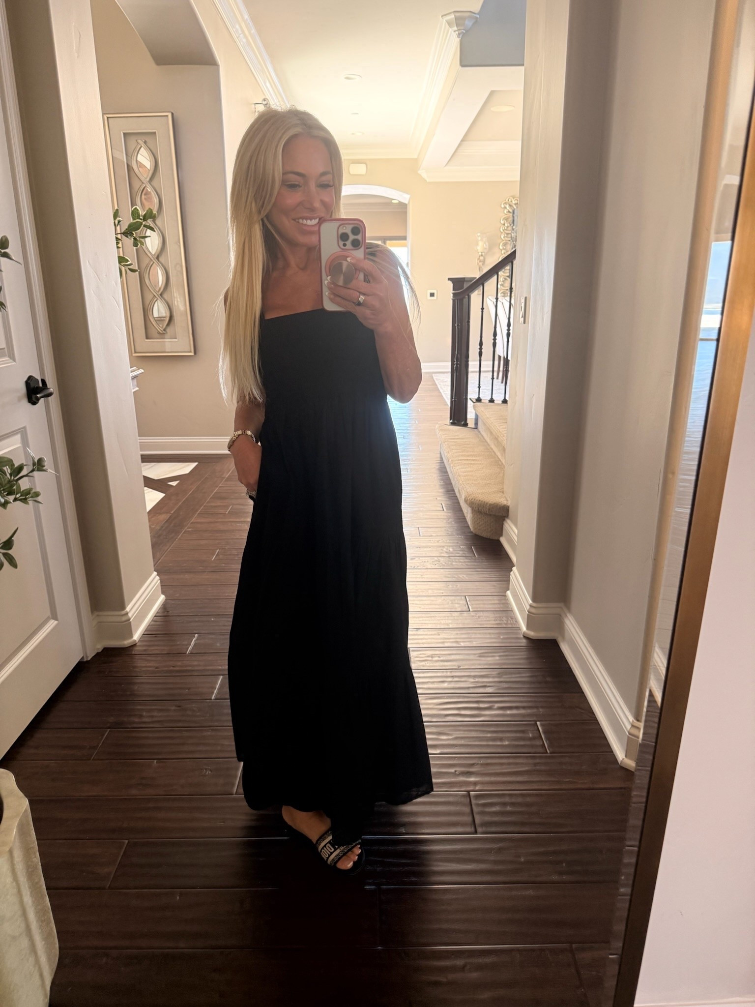 You can never go wrong with black ✨

This is the perfect piece to reach out for when outfit planning isn't happening!

#LTKootd #LTKmomlife #LTKPetite