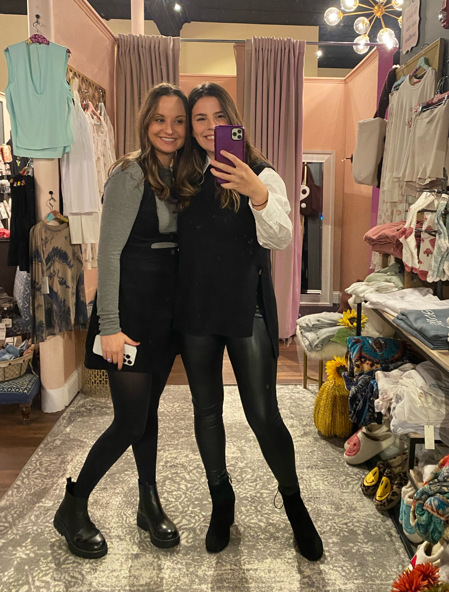 Time and good friends are two things that become more valuable the older
you get…👯‍♀️





#LTKSeasonal #LTKunder100 #LTKstyletip