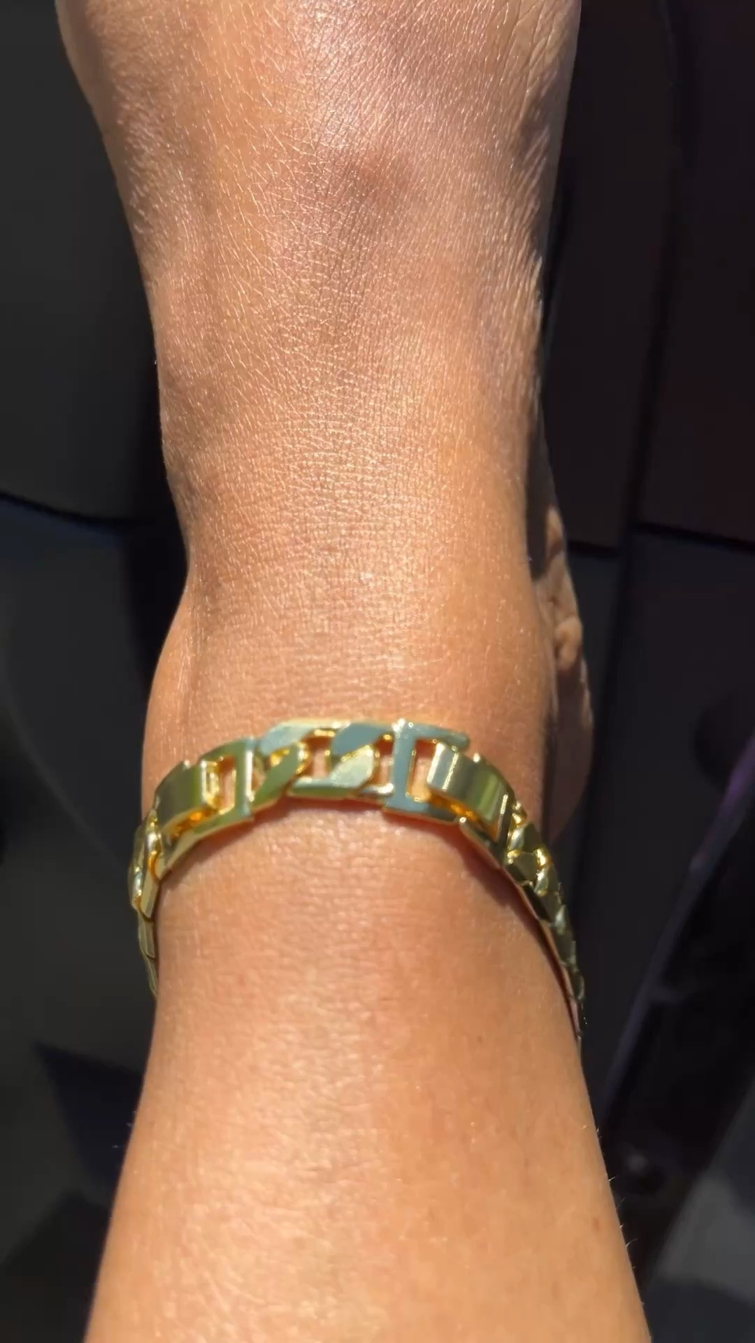 I absolutely love my chunky gold anklet! I typically don't wear my jewelry in the shower, but I tested it out and it has not tarnished yet. Definitely a great buy.

#LTKvlog #LTKOver40 #LTKdayinmylife