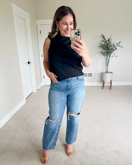 Summer date night outfit

Top Tts, L // jeans run very small with no stretch and the legs were too wide on me 

#LTKstyletip #LTKcurves #LTKSeasonal