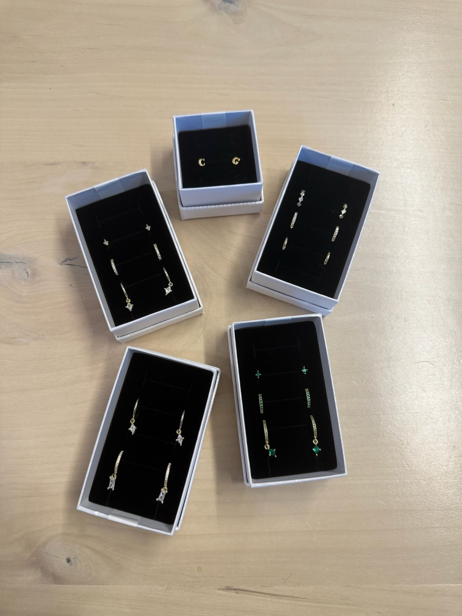 Obsessing over my new ear candy from Eyrful Artistry! These hypoallergenic pieces are perfect for sensitive ears. Whether you’re into curated sets or mixing and matching, they have options for every piercing. 💎

#LTKSummerEdit #LTKU #LTKFindsUnder100