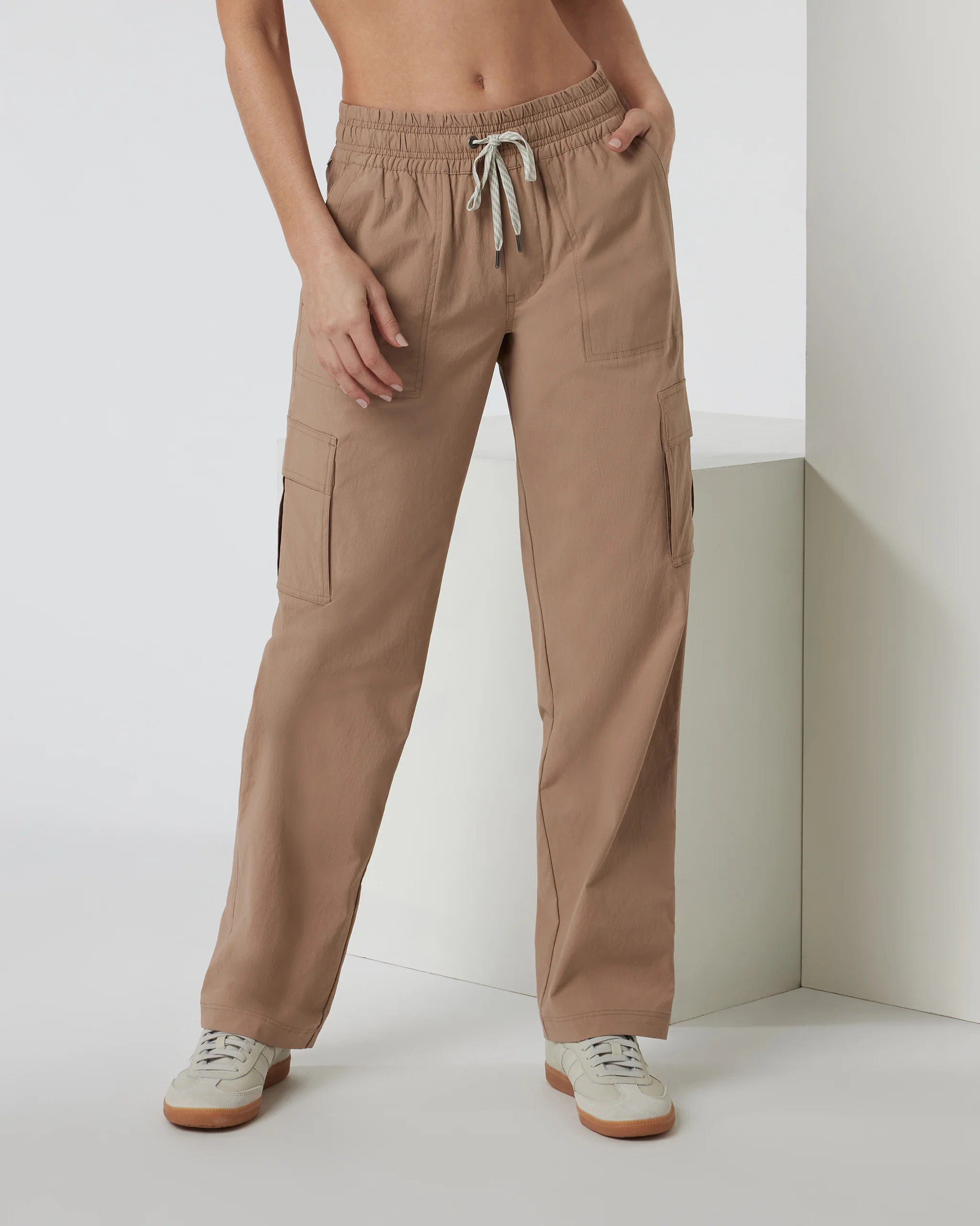 Birch Cargo Pant | Women's Goldenrod Pants | Vuori | Vuori Clothing (US & Canada)