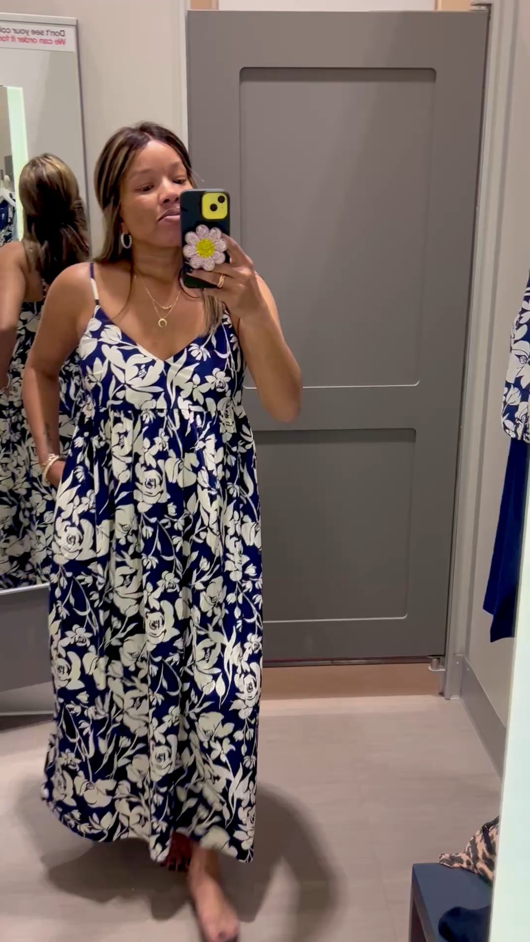 All I need to know is that it has pockets.  lol. Gorgeous maxi dress.   Adjustable straps.  Perfect for a day out and throw on a white cardigan for chilly evenings.  

#LTKSeasonal #LTKFindsUnder50