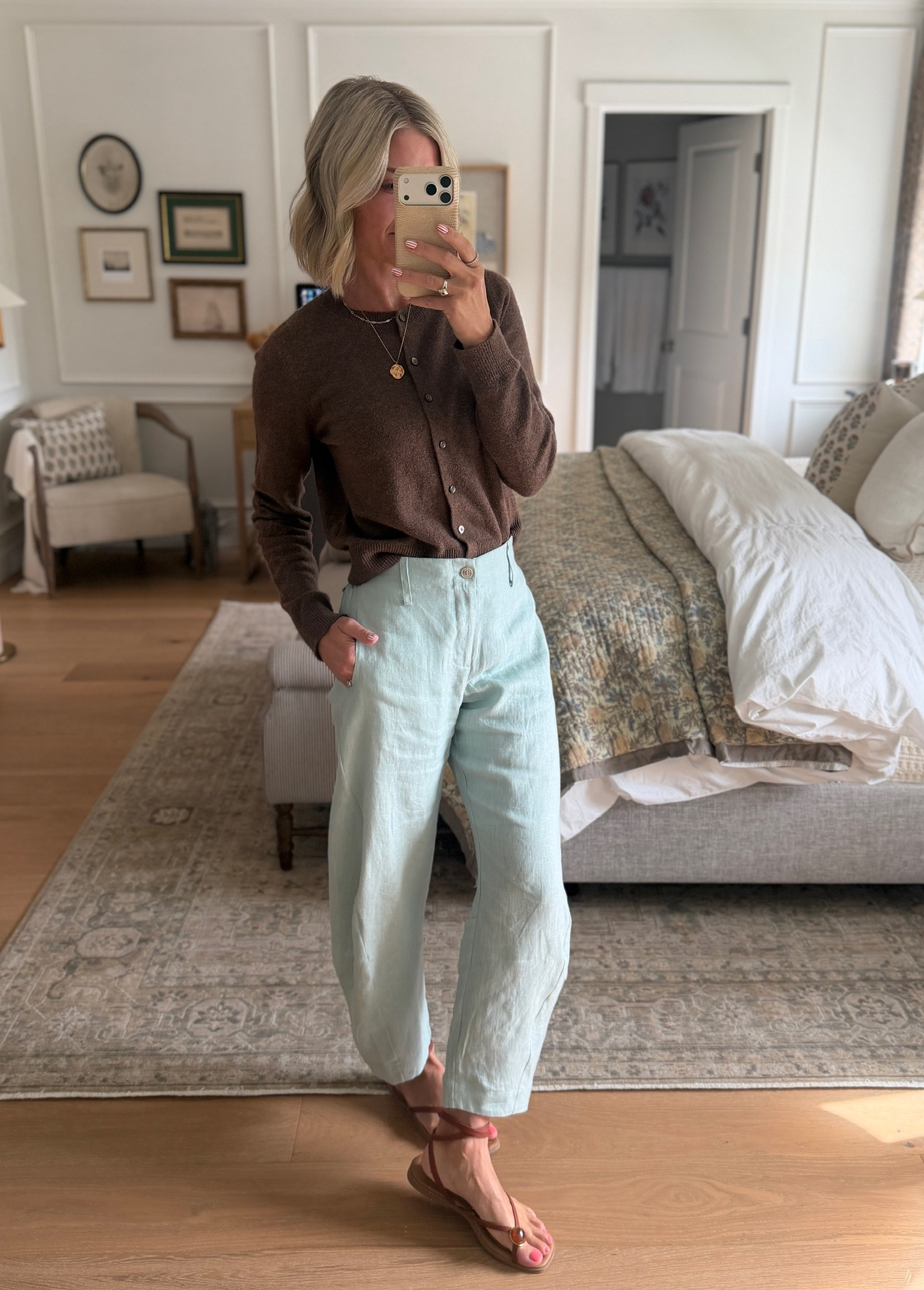These pants are a staple for my summer looks! They are totally worth the splurge!

summer outfit, linen pants, cardigan

#LTKgrwm #LTKootd #LTKOver40