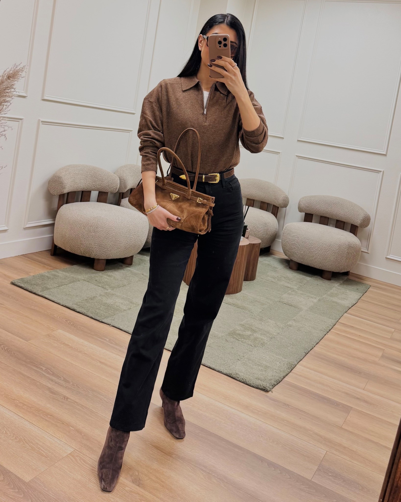 Brown sweater outfit styled with straight leg jeans and suede ankle boots.

A chic everyday casual simple minimal look built around classic straight leg denim and neutral brown tones.

Effortless outfit inspiration for daily wear, modern capsule wardrobe styling, and timeless closet essentials.

🔎 BrownSweaterOutfit, CasualOutfitideas, EverydayOutfit/ nspo, SimpleMinimalOutfit, StraightLegJeansOutfit, ClassicDenimStyle, SuedeAnkleBootsOutfit,
Neutra Outfitinspo, ChicEverydayStyle, CapsuleWardrobeLook, TimelessWardrobeEssentials, Minimal FashionStyle, EffortlessChicOutfit, ModernCasualLook, DailyOutfitinspiration, LTKStyleTip

#LTKootd #LTKSeasonal