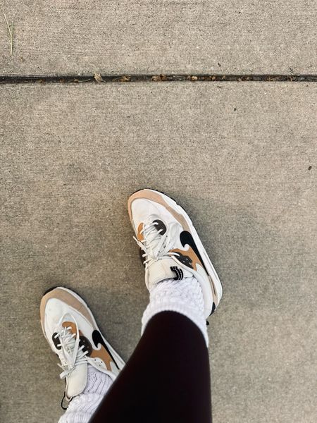 Peanut butter cup nikes- neutral Nikes- casual style- outfit inspo 