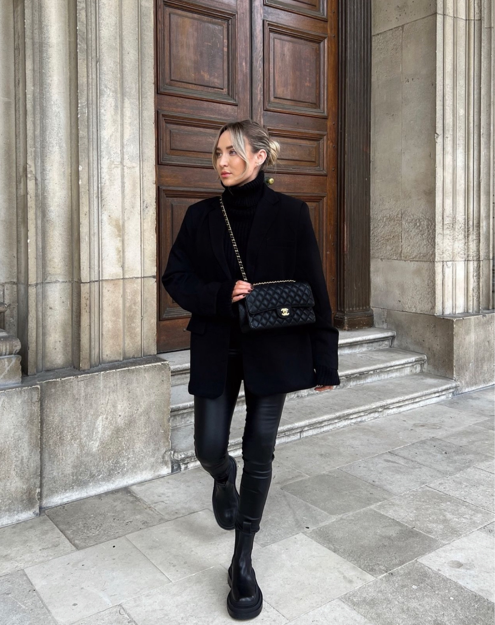 All Black Autumn Looks 08 - another blazer to elevate a classic oversized jumper and leather look leggings - edgy chic! 😎

#LTKautumn #LTKstyletip #LTKworkwear
