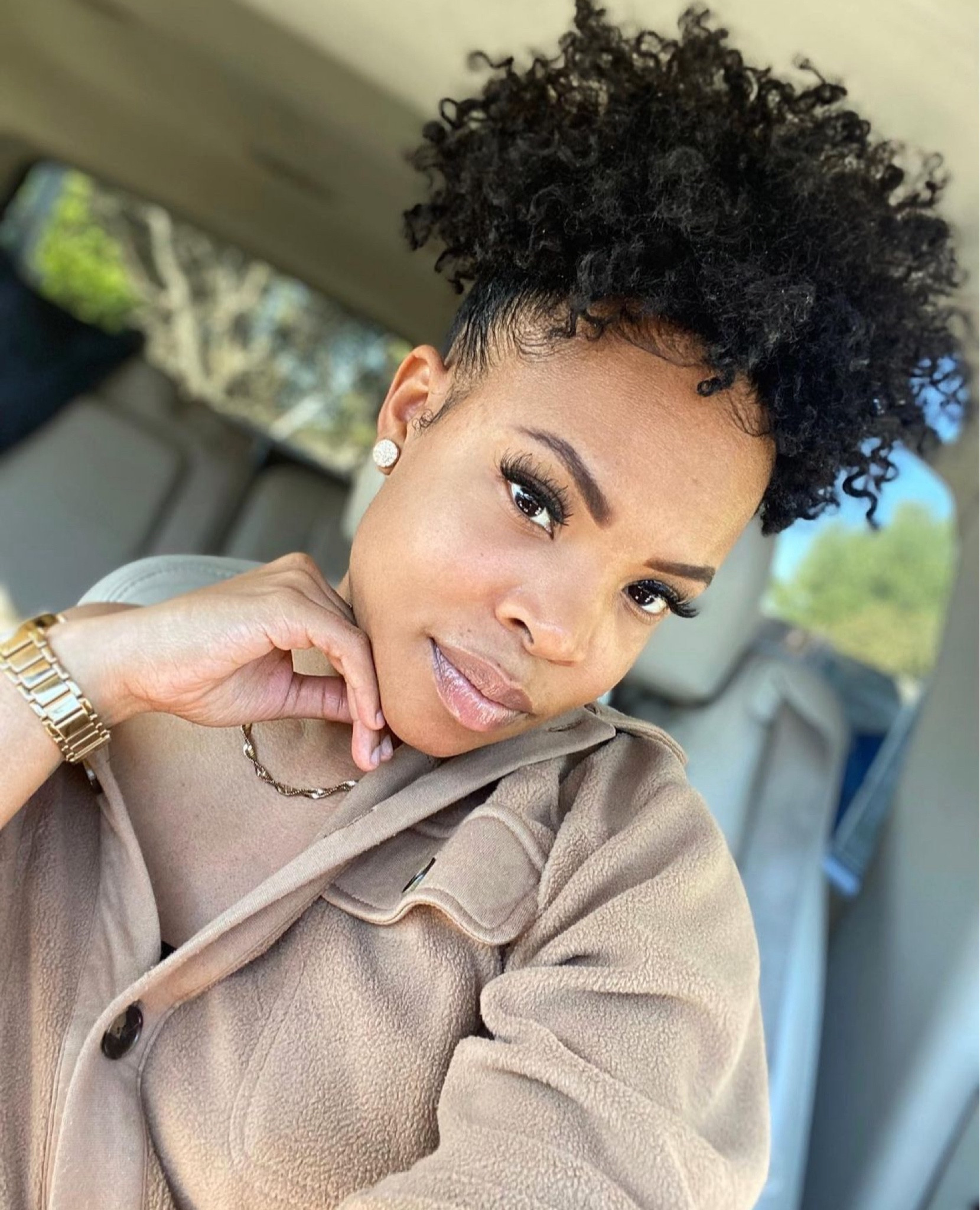 High puff never fails! 🤍

#LTKHoliday #LTKVideo #LTKBeauty