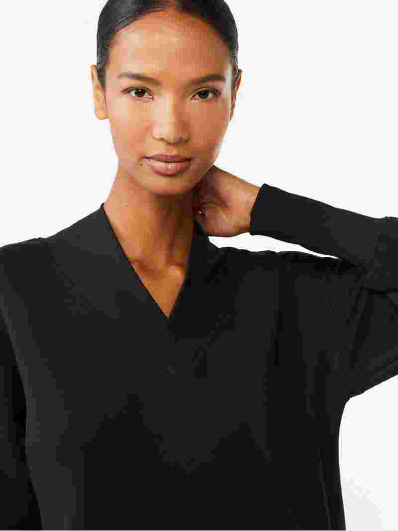 Scoop Women's and Women's Plus Scubaknit V-Neck Sweatshirt, Sizes XS-4X | Walmart (US)