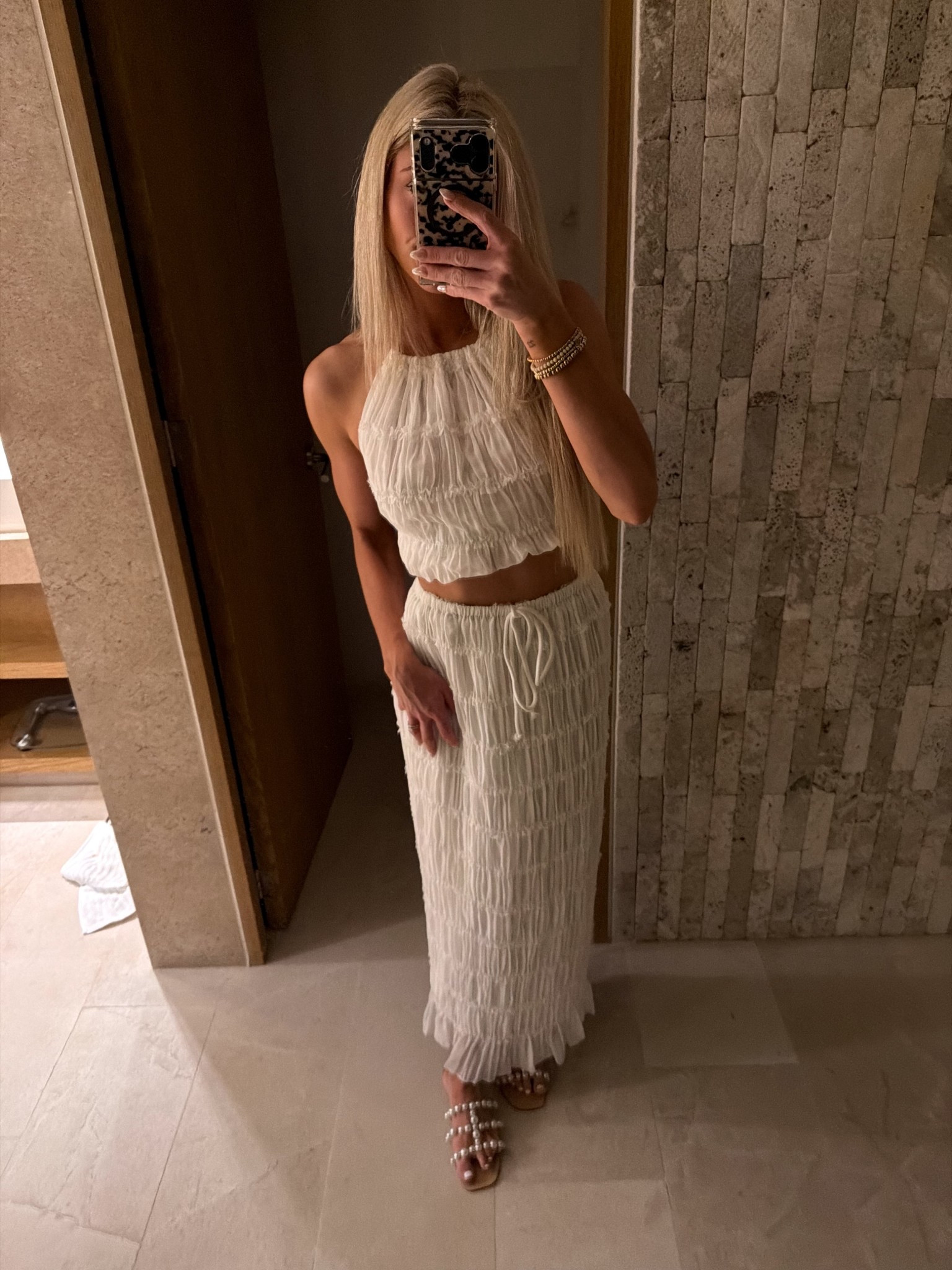 Honeymoon outfit🥥🥂🏝️🤍

#LTKSeasonal #LTKTravel #LTKWedding