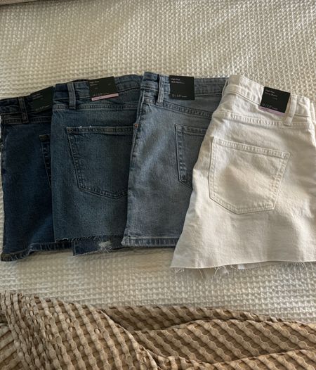 Bought some new summer shorts… every single pair was $20 or under!

#LTKmidsize #LTKfindsunder50 #LTKSeasonal