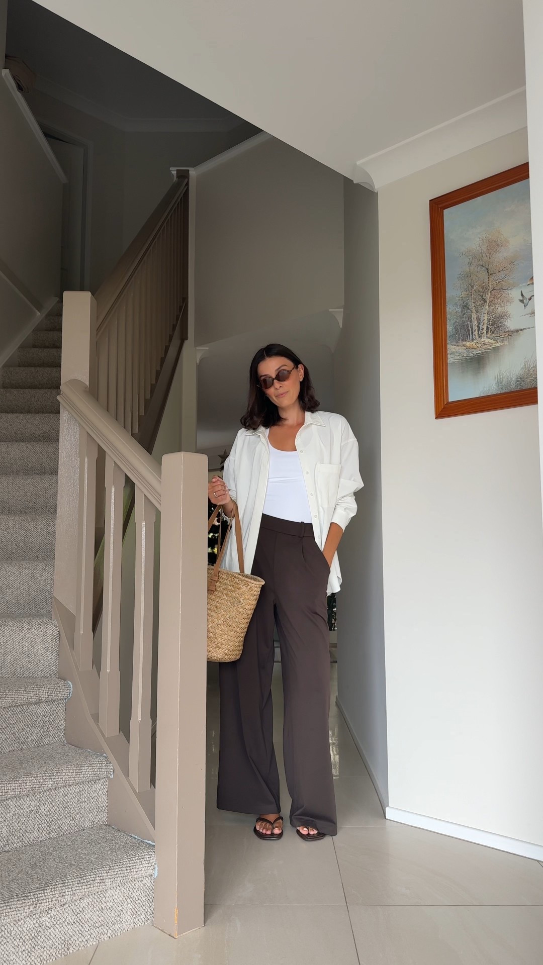 My go-to mum of two outfit formula that requires no ironing and zero thought!!! Wide leg pants, white tank and a white oversized shirt. 