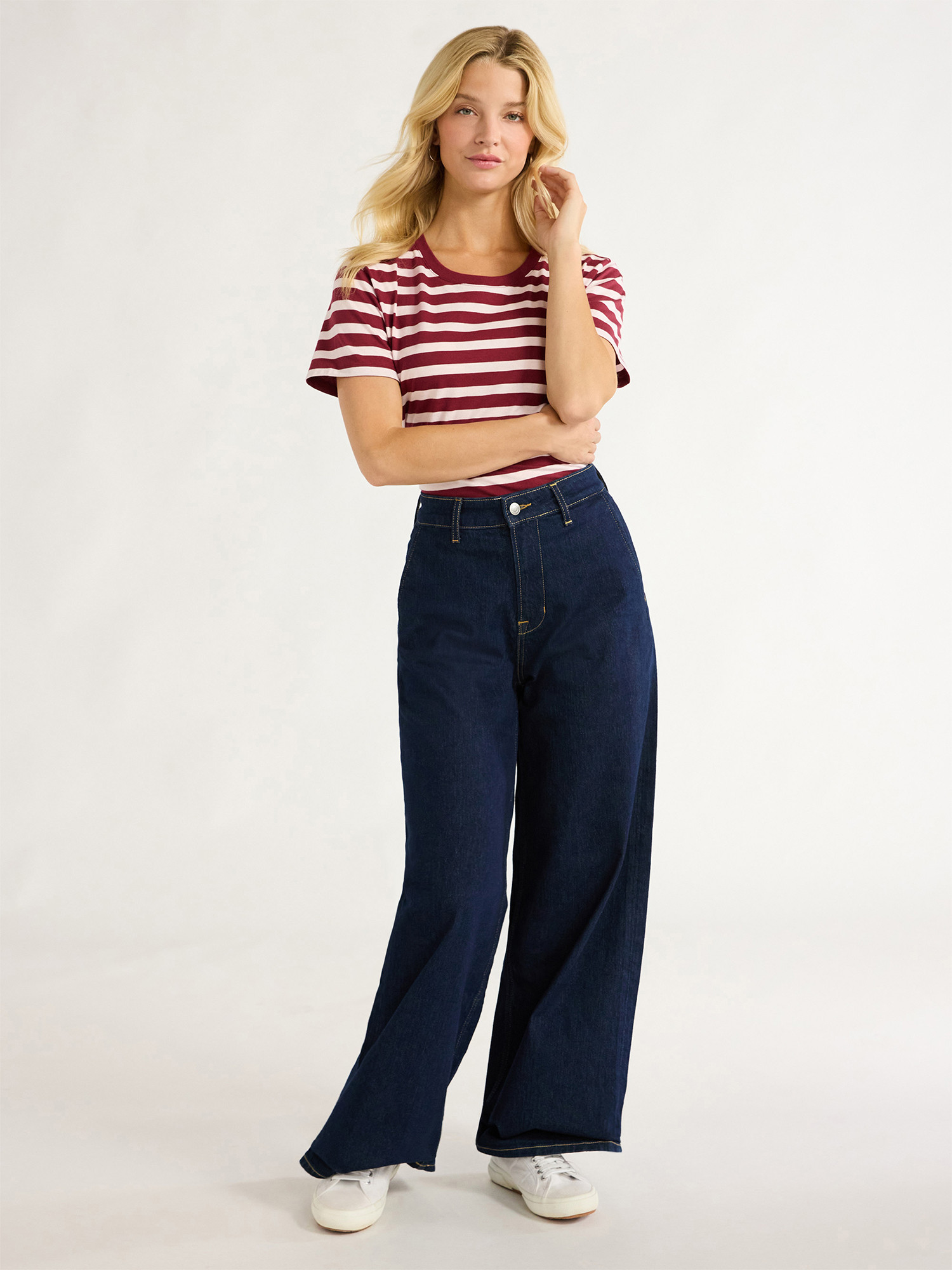 Free Assembly Women's Cotton Cropped Boxy Tee with Short Sleeves, Sizes XS-XXL | Walmart (US)