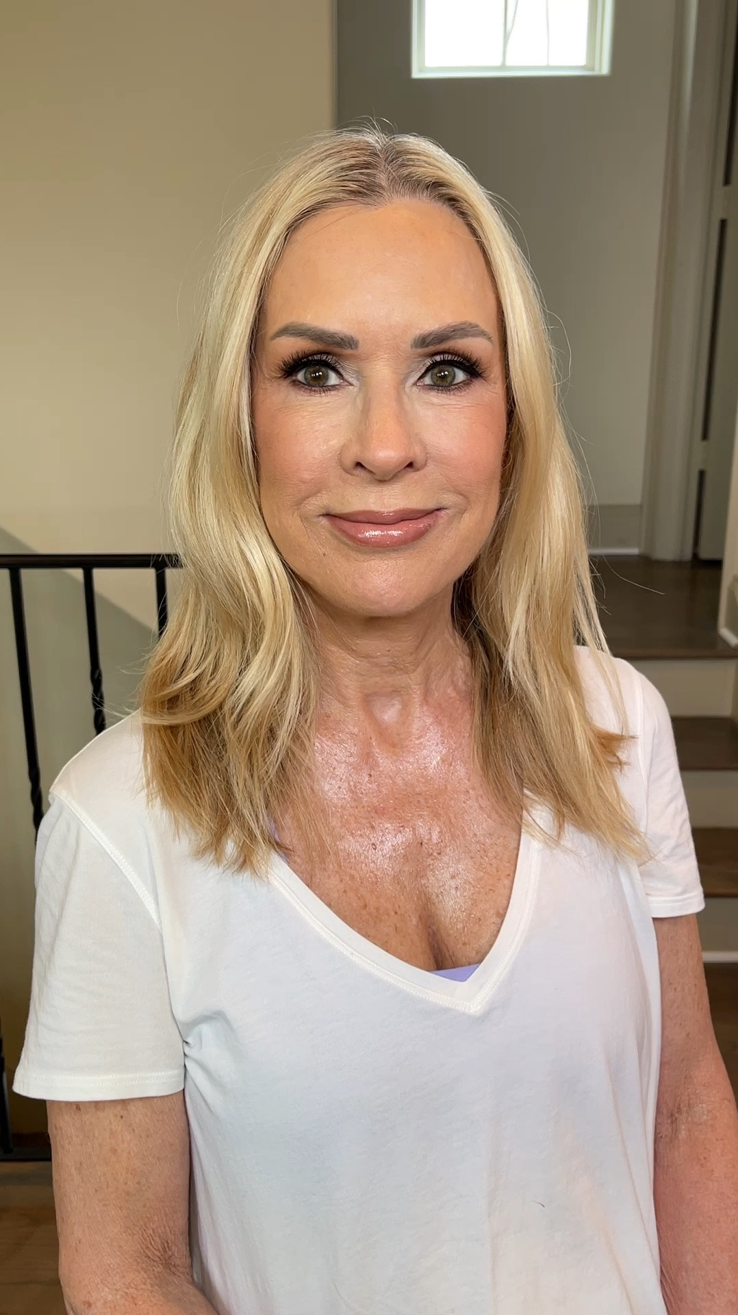A breakdown of a couple of the products used in this beautiful look! 