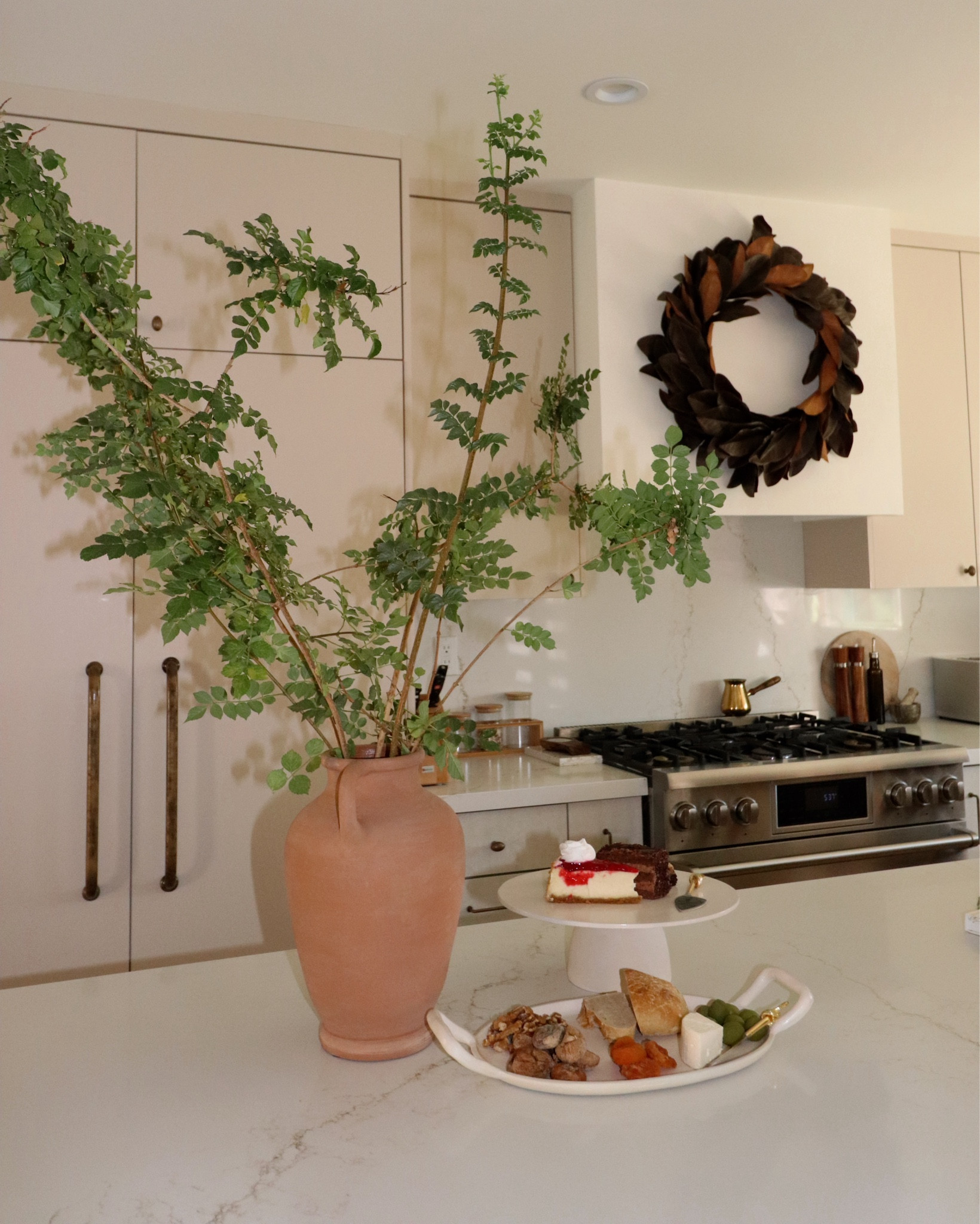 5 Steps to a Fall-Ready Home

This fall, I’m layering my space with rich textures, sculptural accents, & warm seasonal tones from @cghunterhome - Whether you’re styling a fall mantle, your kitchen, or setting a warm tablescape, I’ve linked lots of my favorite home decor pieces to help cozy up your home. #CGHunter #MyCGH #ad 

Round wood cutting board
Brown magnolia leaf wreath
Terracotta vase with handles 
Cake pedestal in large 
Serving tray with handles in small 

Fall home
Fall kitchen
Fall decor
Home decor
Seasonal decor
Fall transition 
Autumn decor 
Hosting 

#LTKSeasonal #LTKParties #LTKHome