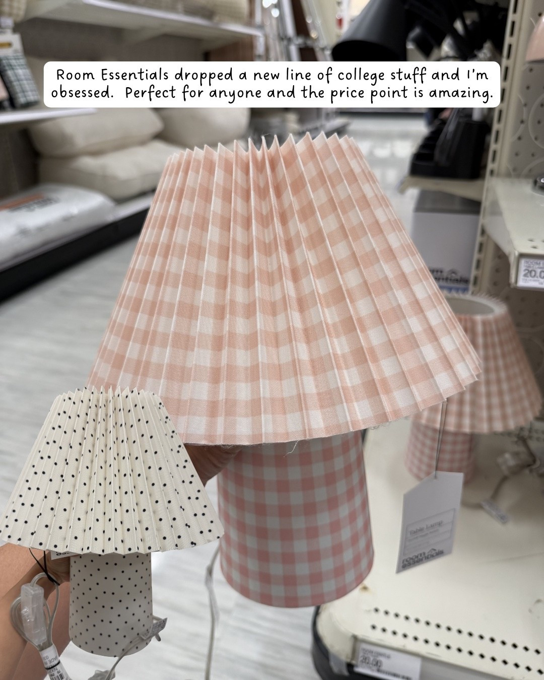 Hello pink gingham lamp 🤩