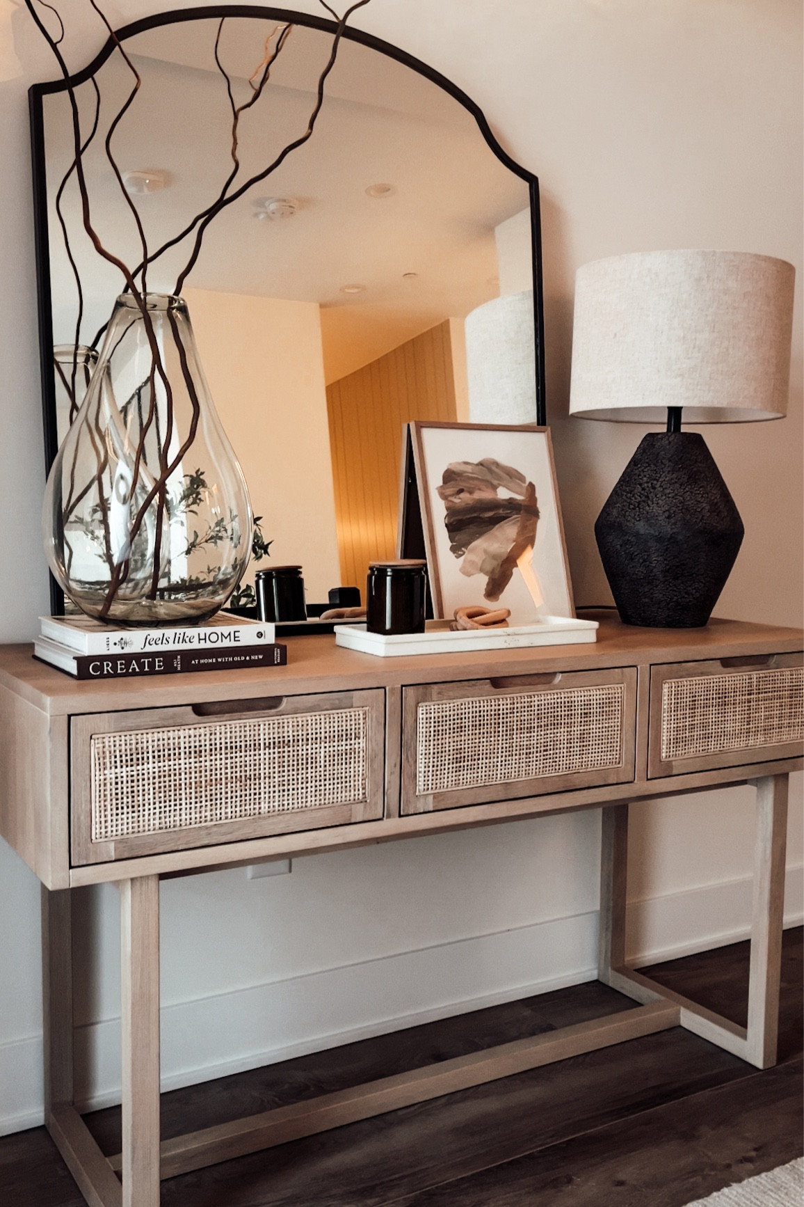 Entryway Table Decor

#LTKfindsunder50 #LTKhome #LTKstyletip