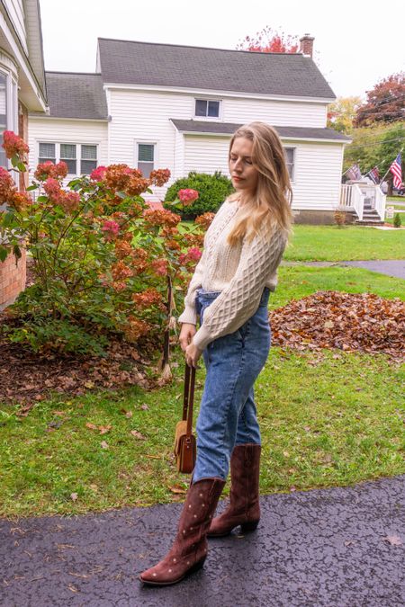 These boots are a cottagecore dream 🍂✨🧺 Sweater is an investment piece but so worth it — I’ll definitely be styling it a lot of different ways this holiday season 🌲

Cableknit sweater, closet staple, cowgirl boots, revivals, sezane, shoulder bag, jeans, fall outfit, fall ‘fit, cream sweater 

#LTKshoecrush #LTKSeasonal