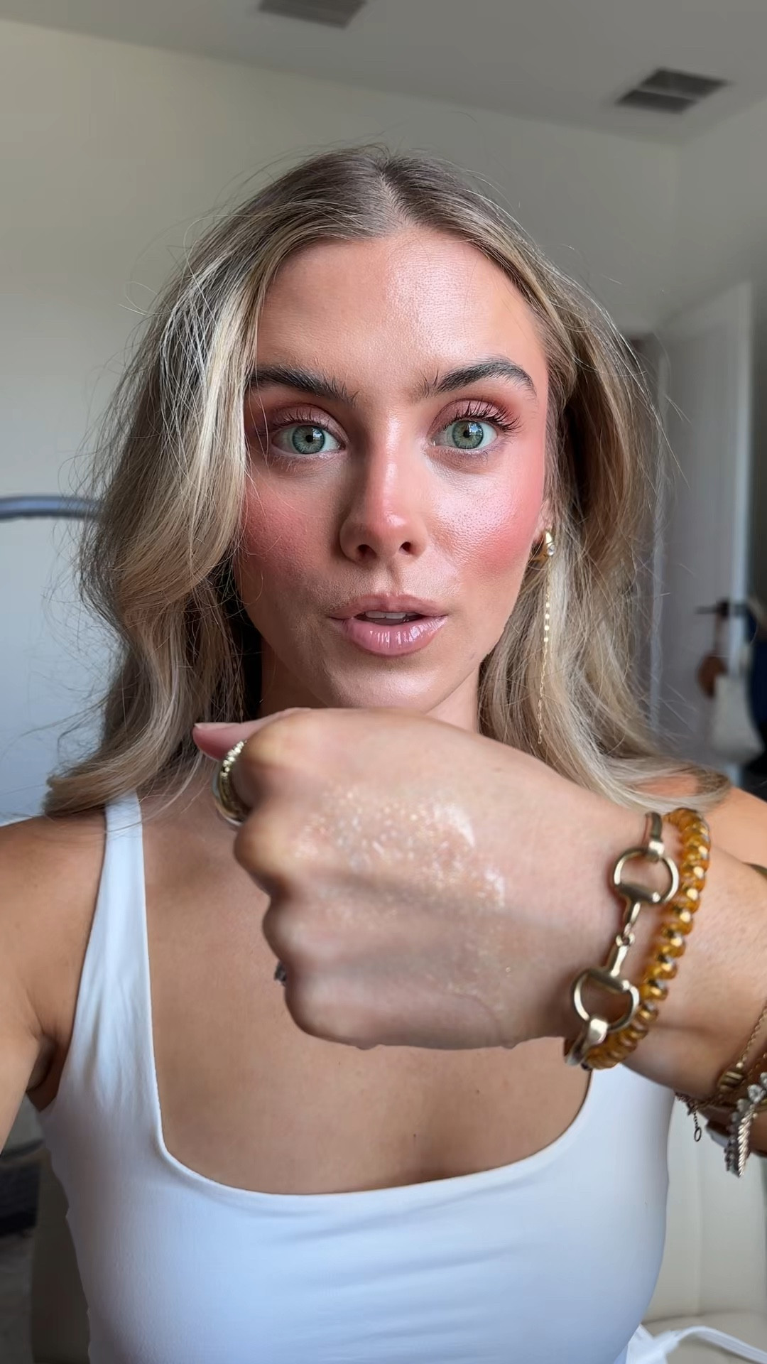 @PHLUR  silky, lightweight body oil with a sheer wash of golden shimmer, infused with skin-mimicking lipids and floral oils to help support a healthy-looking skin barrier. Scented with the fresh solar scent of Beach Skin, evoking salty air, fresh coconut milk and bright bergamot. Designed to layer seamlessly with Beach Skin Body Mist or your favorite fragrance for a soft, sunlit finish.


#LTKselfcare #LTKgrwm #LTKBeauty