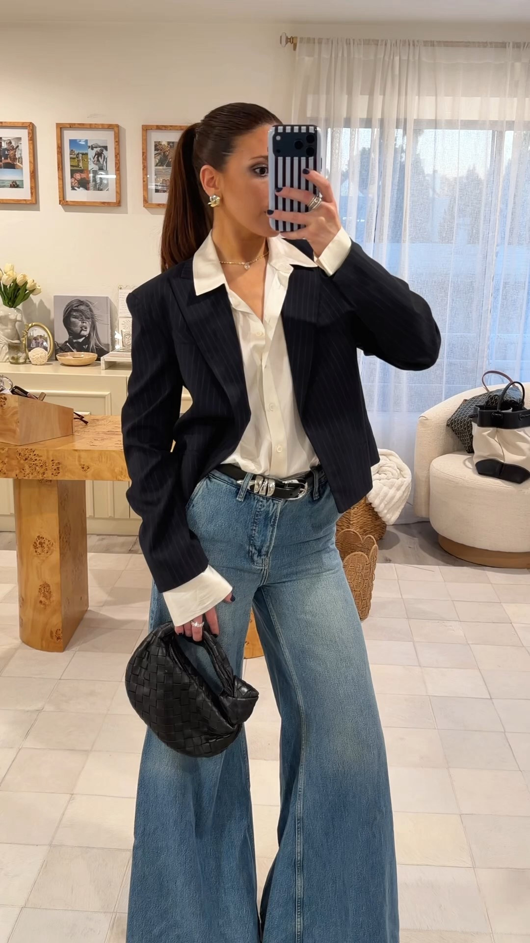 what my mirror saw today 

#LTKgrwm #LTKootd #LTKSeasonal