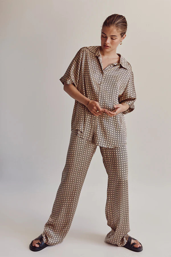 LOU SWIRL SATIN DRAWSTRING PANT | DISSH