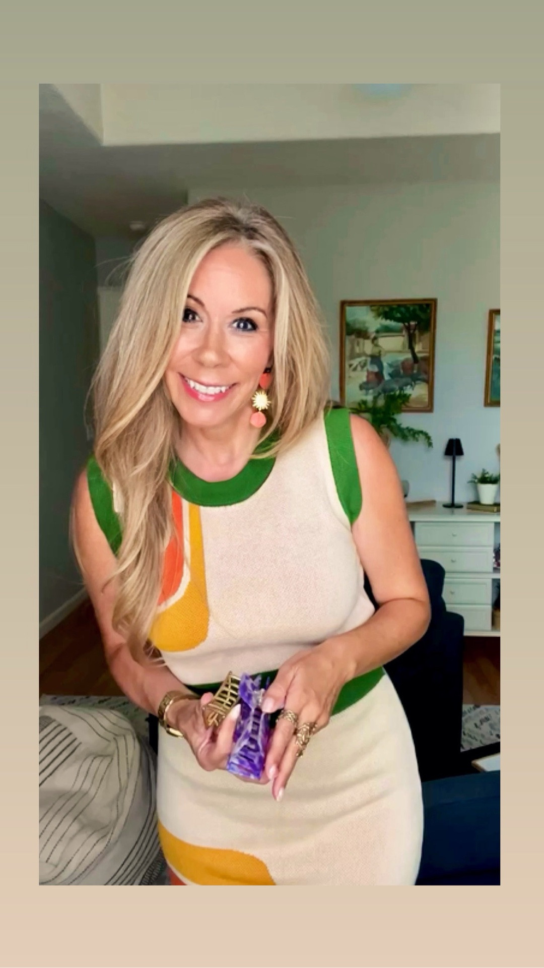 Do your claw clips slip? 

If they are slipping, snapping, or hurting, you might have the wrong material or the wrong size

🧡 The Plastic Clip
Plastic clips are budget-friendly and come in so many fun colors and shapes. They’re super lightweight, so they work well on thinner hair

🤍 The Metal Clip
Metal clips offer a superior hold and a minimalist, shiny look. However, they can feel heavy 

🩵Helpful tip
You can always anchor it with a standard ponytail and hair tie , then add the claw clip 

💛The Size Rule
And remember: use extra-large sizes to hold an entire ponytail, and save the smaller clips for your half-up

I’ve attached a few of my favorites to create claw clip looks 

And if your curvy petite, this is a fabulous outfit!

Xo,
Jill 💋

| hair help  | claw clip | up-do | how to use a claw clip | messy bun | hair products | oxknit outfit | long hair | healthy hair | highlighted hair | easy blowout hair | hair video | dyson | retro style

#LTKselfcare #LTKBeauty #LTKPetite