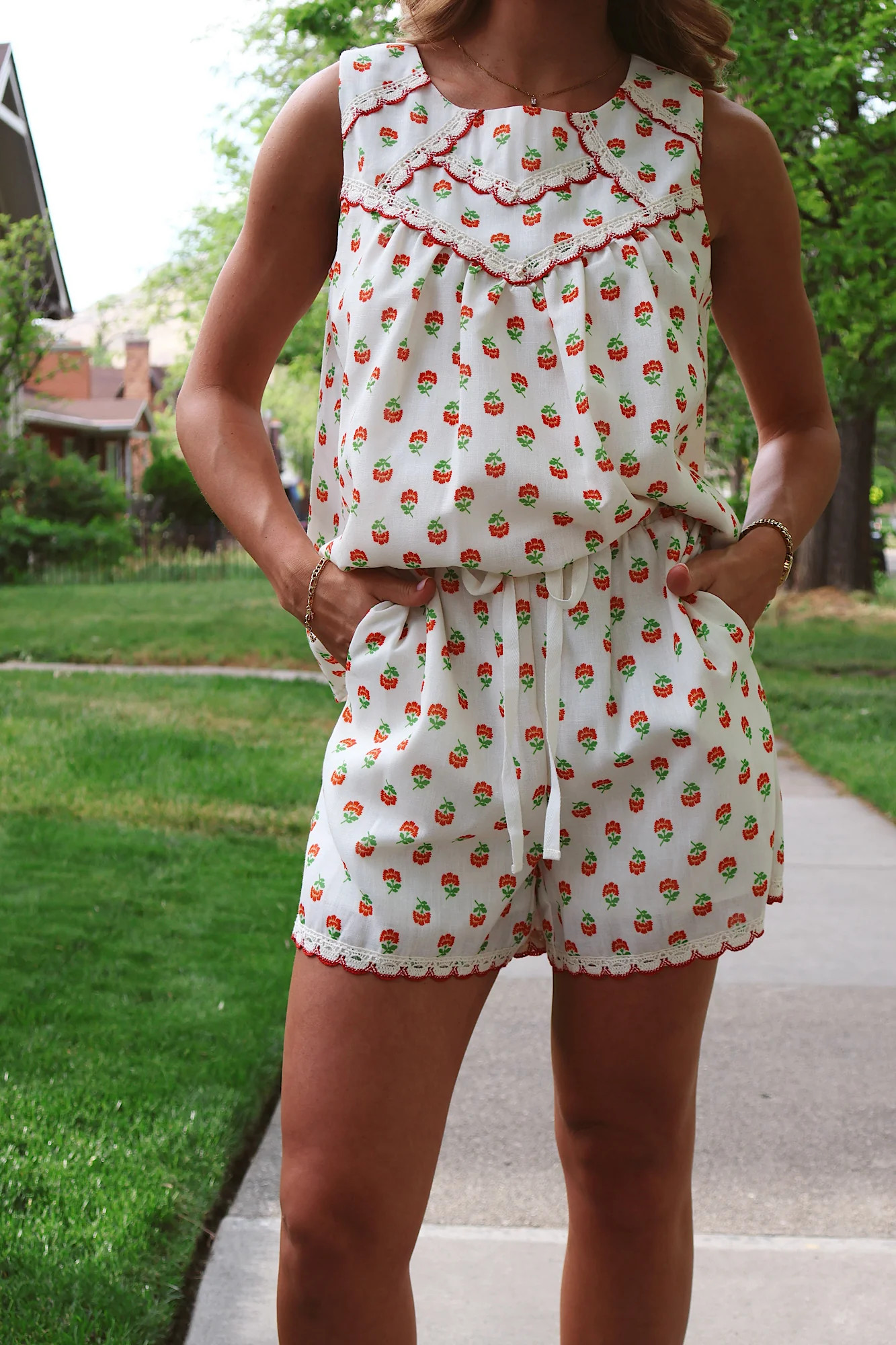 Floral Scalloped Shorts | Henly