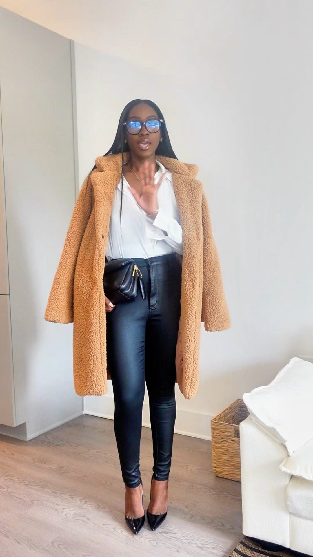 Day 4- 31 days of winter outfits 

#LTKHoliday #LTKSeasonal #LTKStyleTip