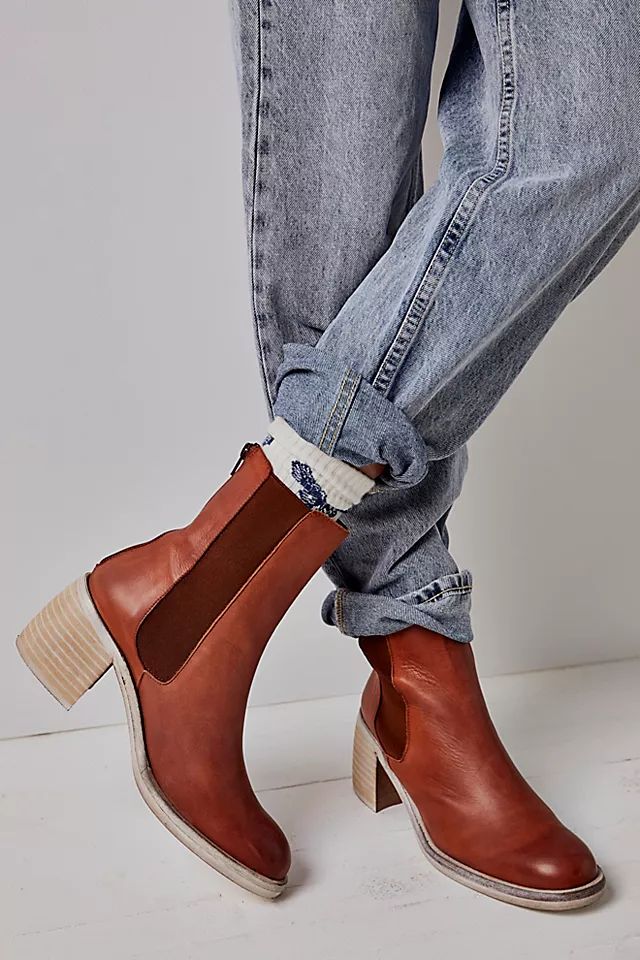 Essential Chelsea Boots | Free People (Global - UK&FR Excluded)