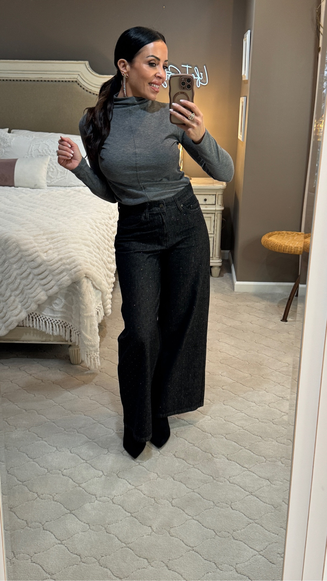 Sparkle into the Holidays! ✨👖
The glitter jeans trend is the must-have for the season! These wide-leg sparkle jeans are the perfect, affordable way to try the look. Pair them with a fitted turtleneck (like this gem!) for a comfy and chic holiday outfit.
Always try the affordable way! 😉
🛍️ SHOP NOW before sizes sell out! Don't miss the sparkle! 💖
#glitterjeans #holidayoutfit #affordablefashion #walmartfashion #denimtrend #sparkle #holidaystyle #fashionfinds ✨🤩

#LTKHoliday #LTKOver40 #LTKFindsUnder50