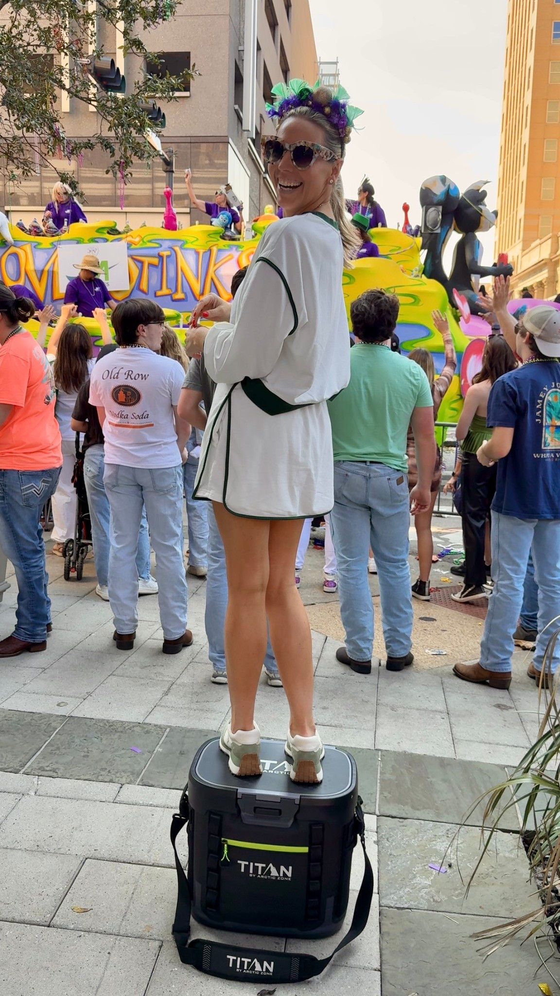 Amazon set for the win! I’m in the small! Keeps going in and out of stock!
Sunnies are Krewe
Arctic cooler is amazing and shoes are Veronica beard

#LTKParties #LTKTravel #LTKStyleTip