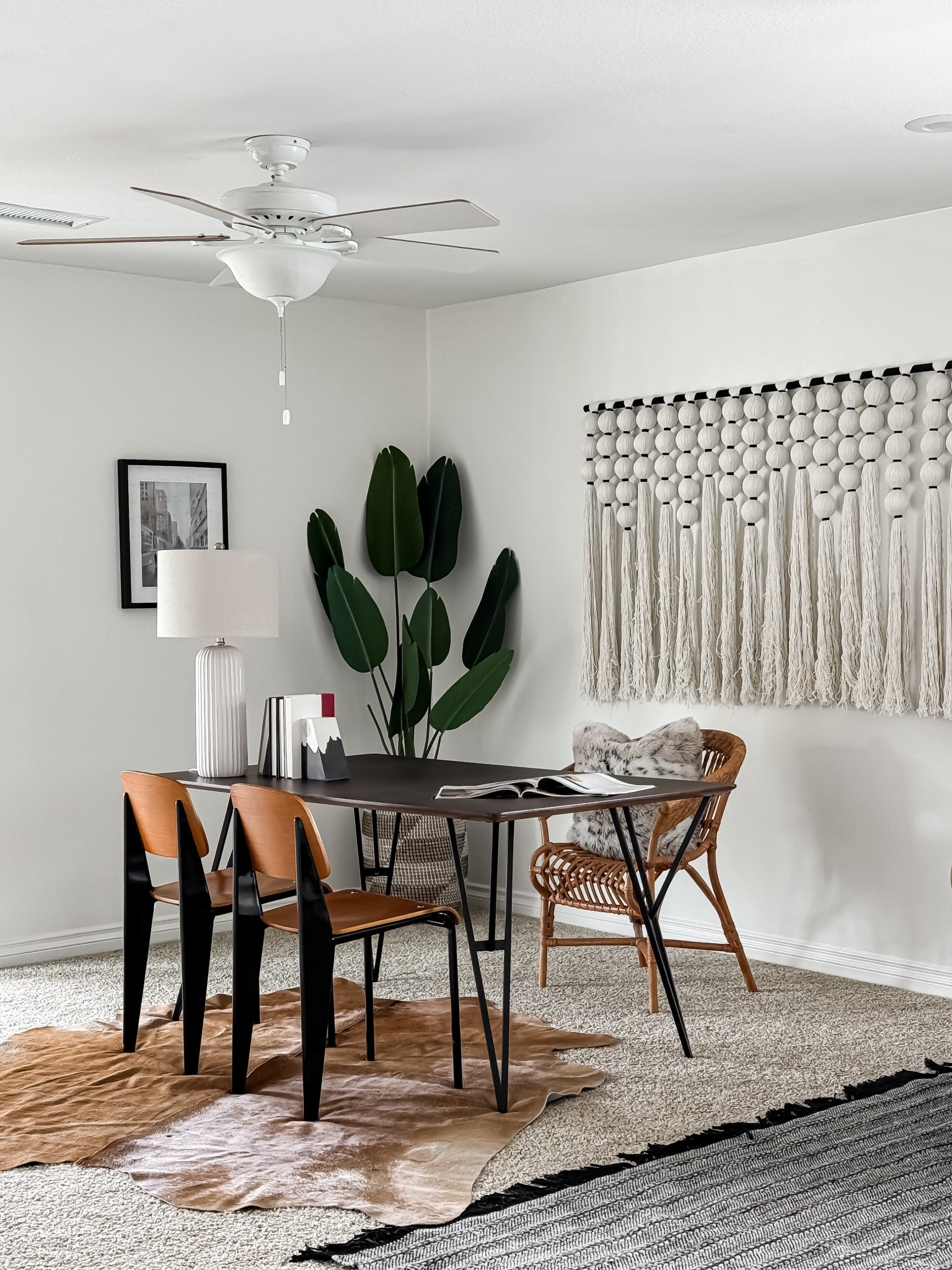 Clean lines and neutral tones for a focused mind.

#LTKHome