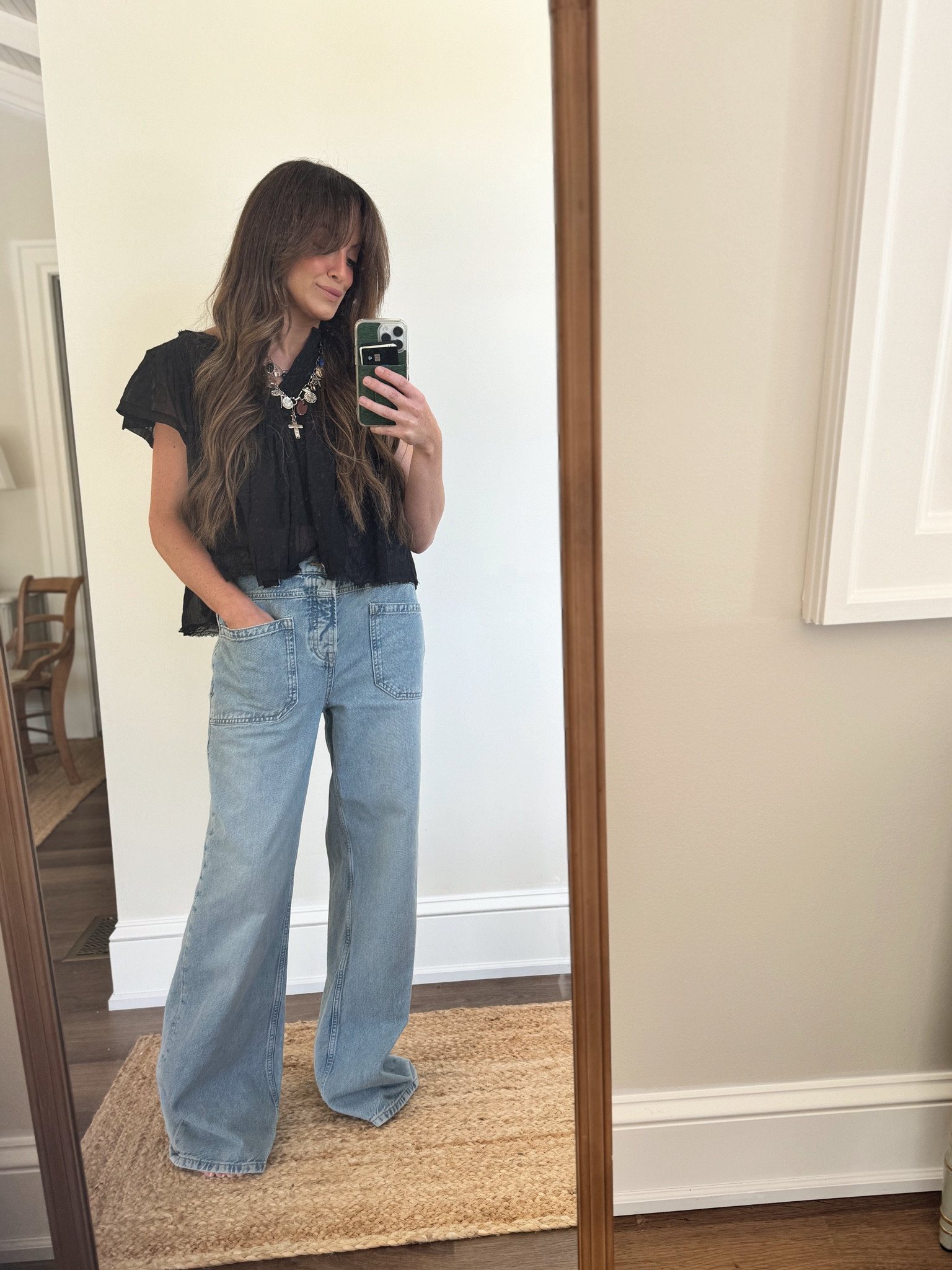 Cozy fit of the day. Wide leg jeans and a flowy top 🫶🏼


Old free people top: linked some options I love! 