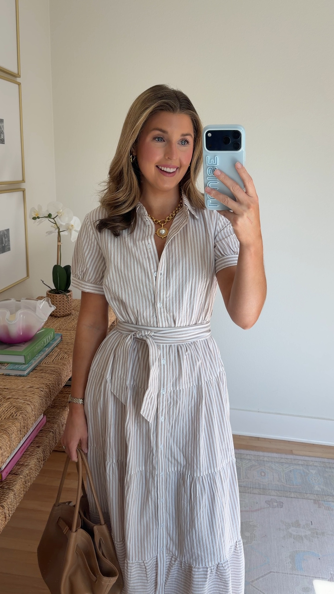 Affordable workwear dress! Wearing a S