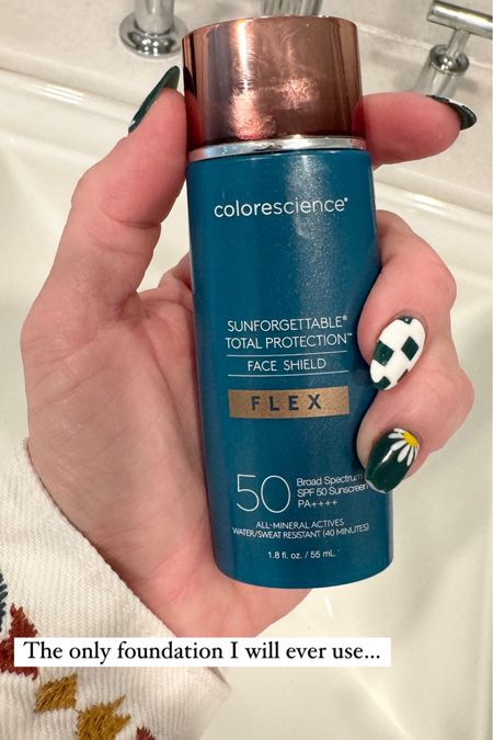 I’m not a huge beauty person but I’m obsessed with this fountain like sunscreen.  Comes out white and then blends the color of your face.

#BestBeautyProducts #Foundation #Sunscreen #Beauty

#LTKstyletip #LTKover40 #LTKbeauty