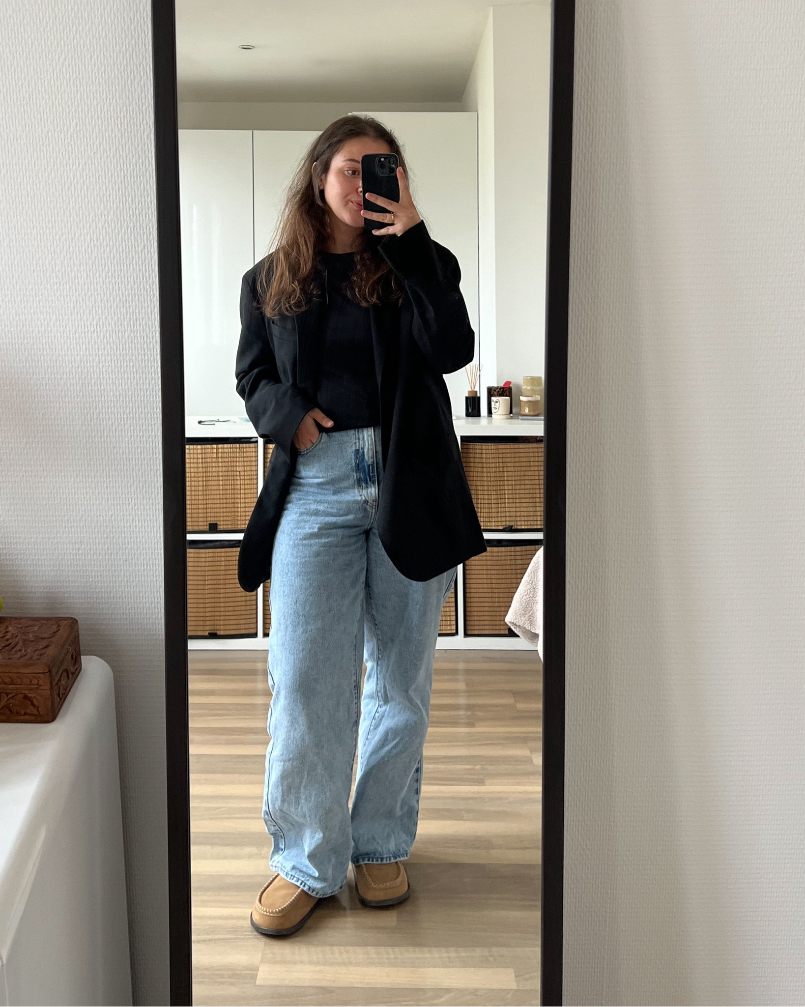 Minimal style inspo. Mid size minimal style inspo. Petite size style inspo. Summer outfit ideas. Petite style. Petite fashion. Mid size fashion. Mid size style. Minimal outfits. Minimal work outfit. Casual chic outfit. Transitional outfit. Spring outfit inspo. Transitional outfit inspo.

#LTKstyletip #LTKeurope #LTKmidsize