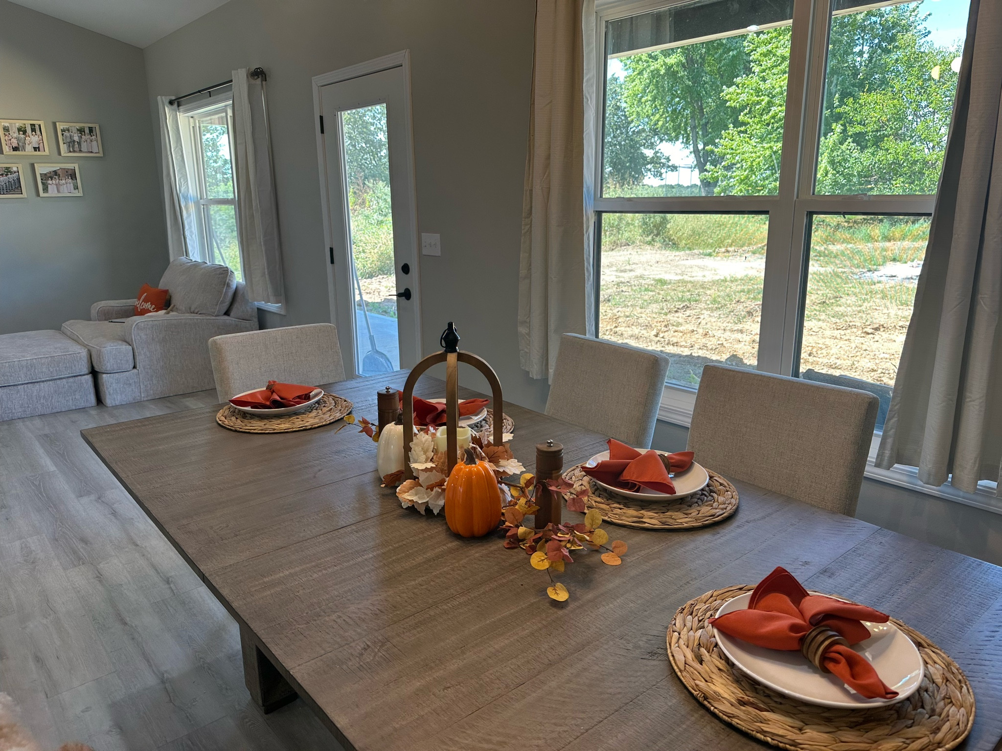 Fall decor for dining room #fall #falldecor 

#LTKSeasonal