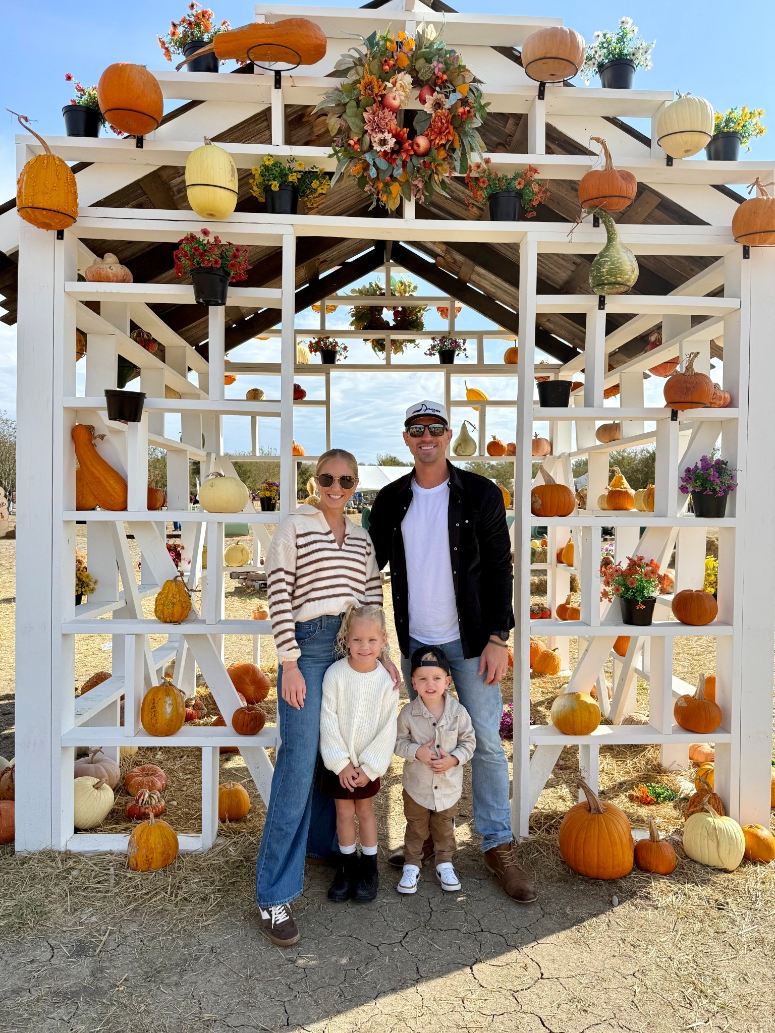 Pumpkin patch outfits 🤎